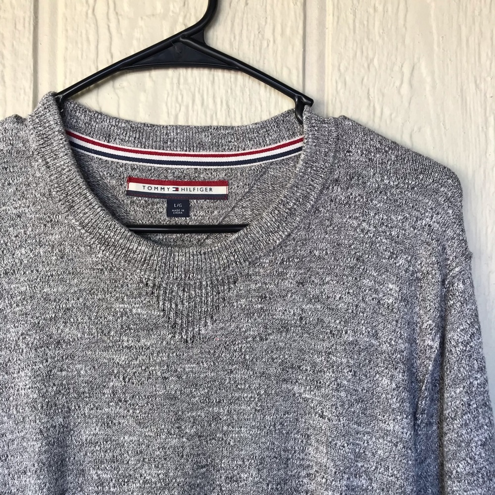 Tommy Hilfiger sweater